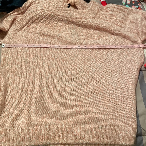Beautiful LC pullover - Picture 4 of 6